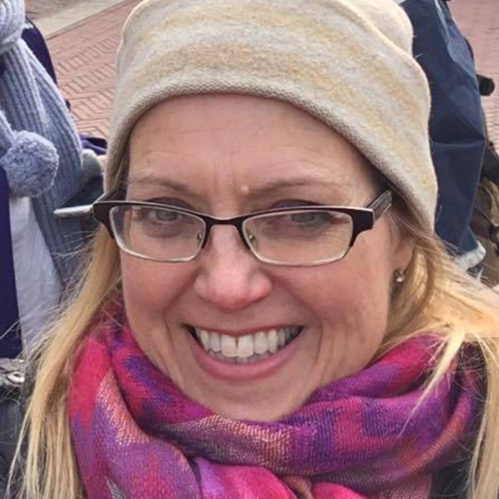 Meet your Posher, Suzanne